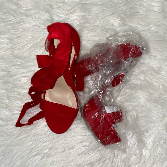 Fashion Nova Heels - Picture 1 of 6